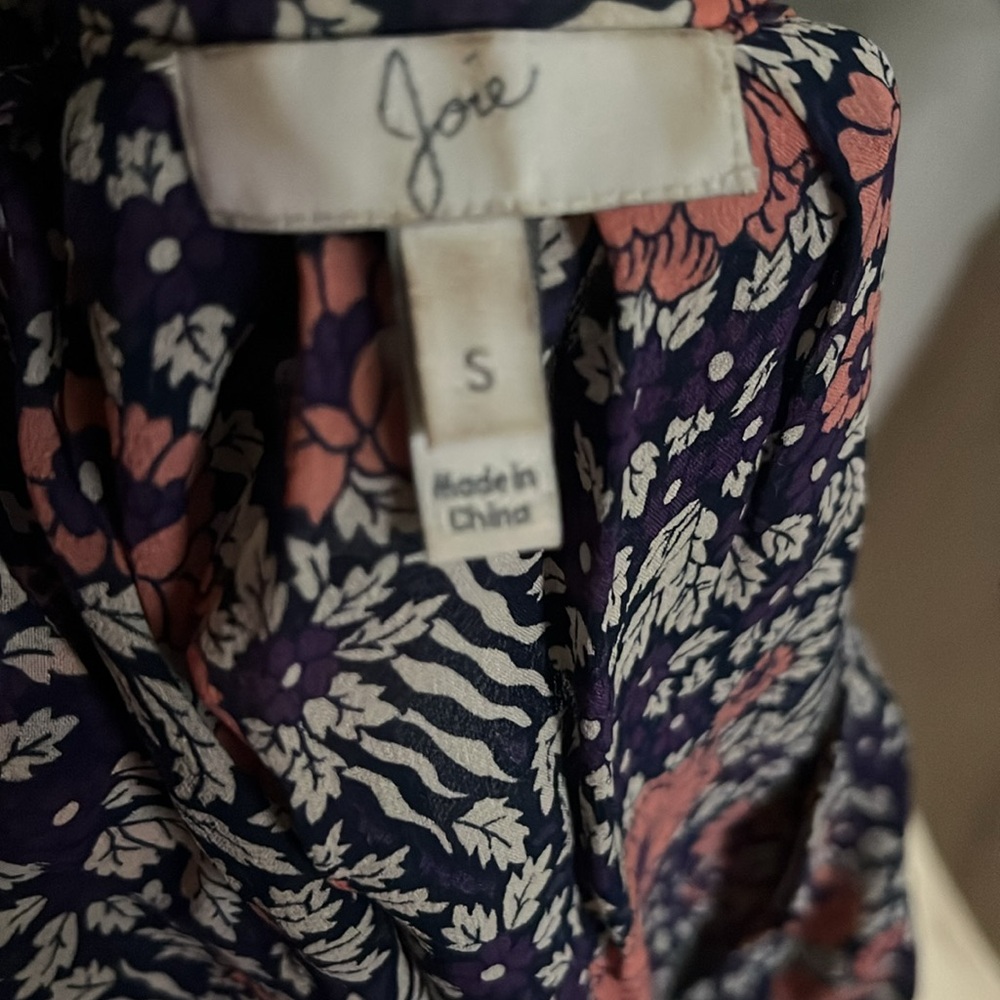 Joie v neck silk tunic floral top - Picture 3 of 11
